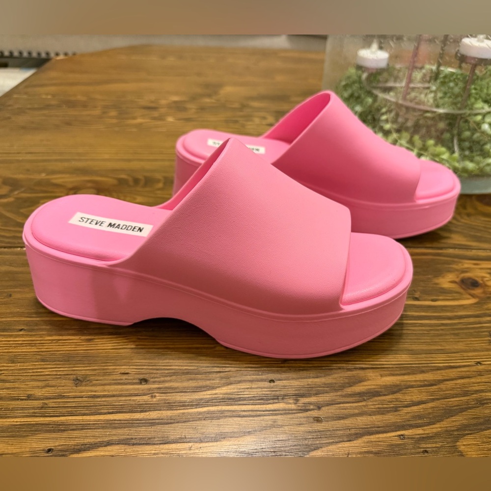 Steve Madden Bright Pink Women's Rubber Mules